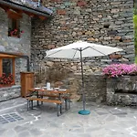 Σαλέ Chez Les Roset By Interhome *